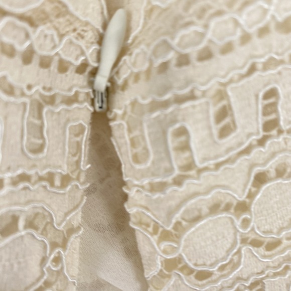 Talbots Womens Layered Lace Velvet Trim Keyhole Ruffle Blouse sz XL Ivory Classy - Picture 9 of 14